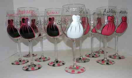 Fun Find: Bridesmaids Glasses!