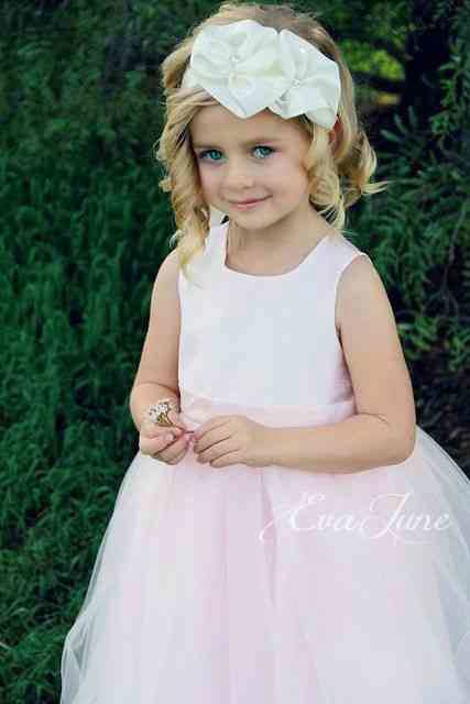 Fashion Find: Flower Girl Style | Aisle Files Blog
